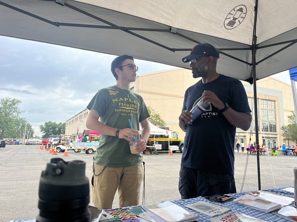 Robert Gray evangelizing at the Marion County Fair in Ohio.